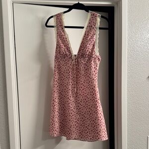Chic Pink Floral Mini Dress